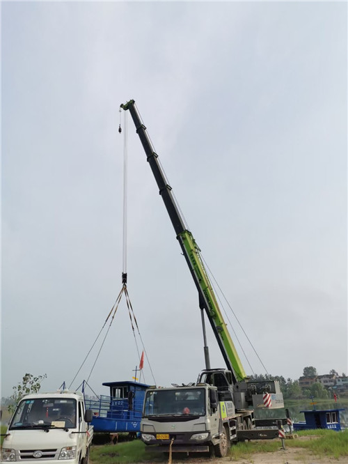 横县桥梁建设吊装案例